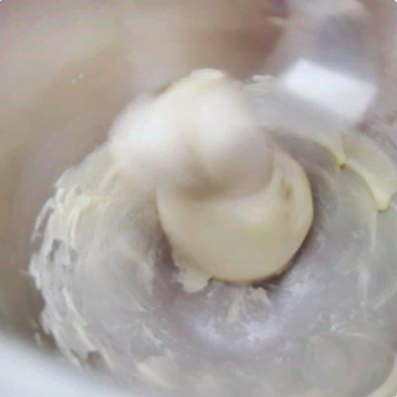 簡單的松軟香甜椰蓉面包，在家輕松做，大家都愛吃